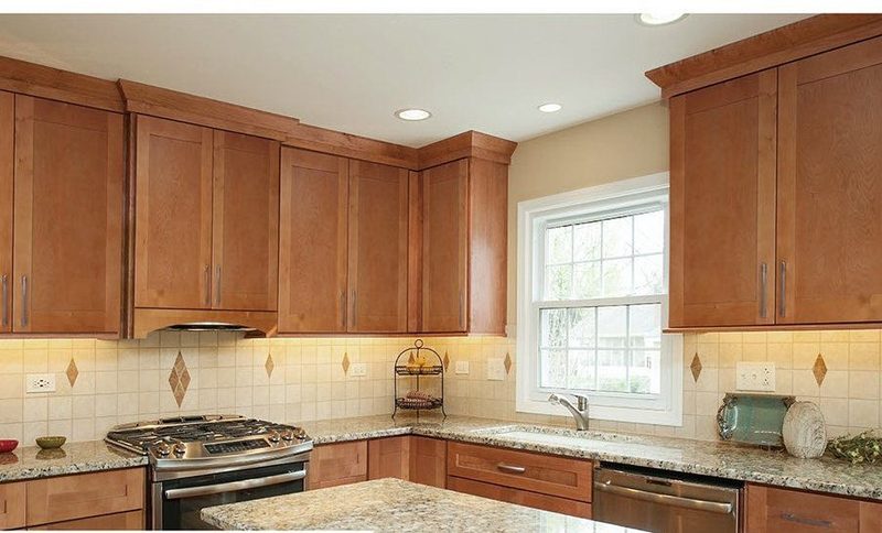 Maple Shaker kitchen cabinets in a finished kitchen